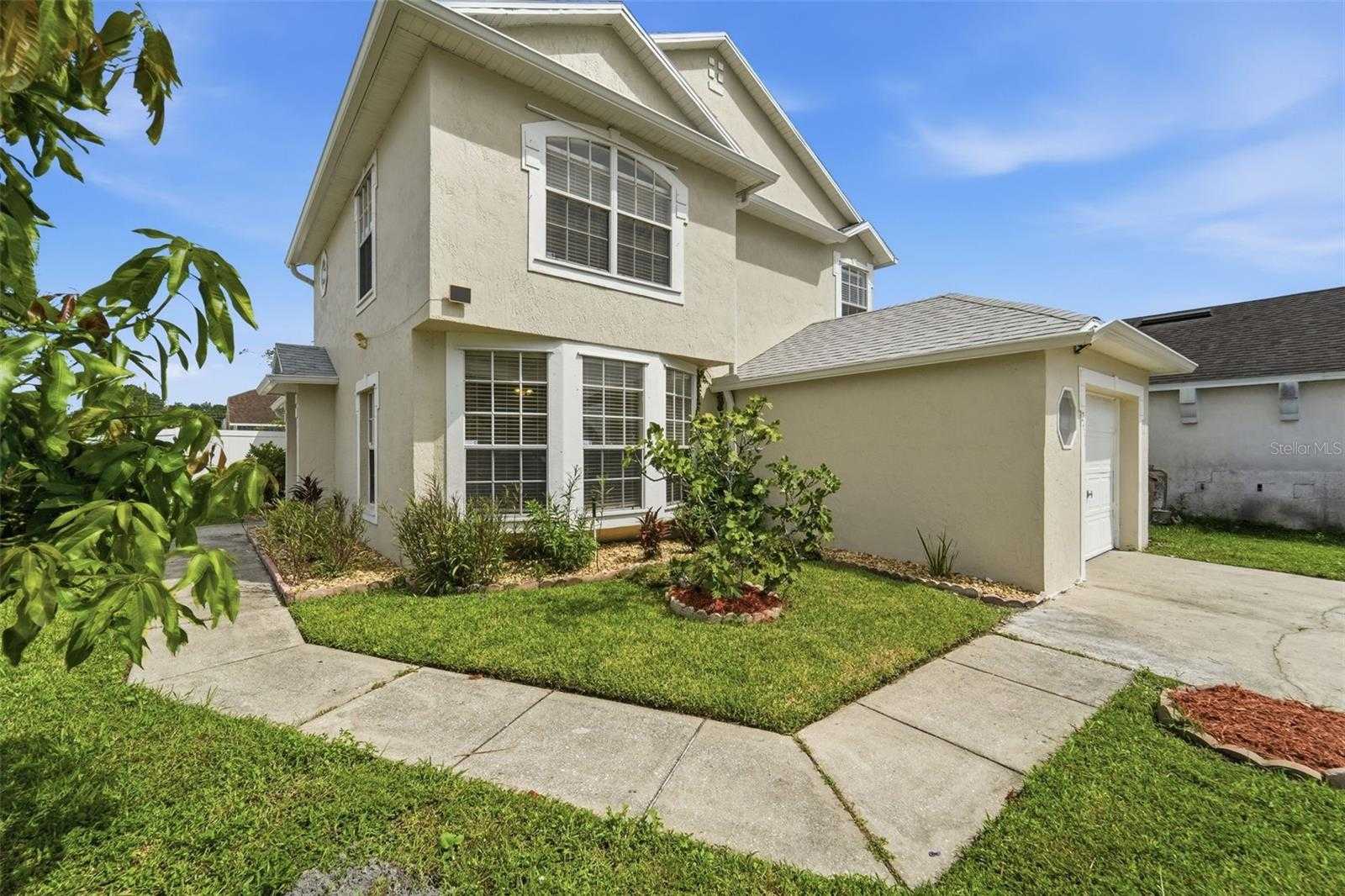 2411 PARSONS POND CIRCLE Kissimmee Florida United States, for Sale, residential,  , The Mount Dora Group 