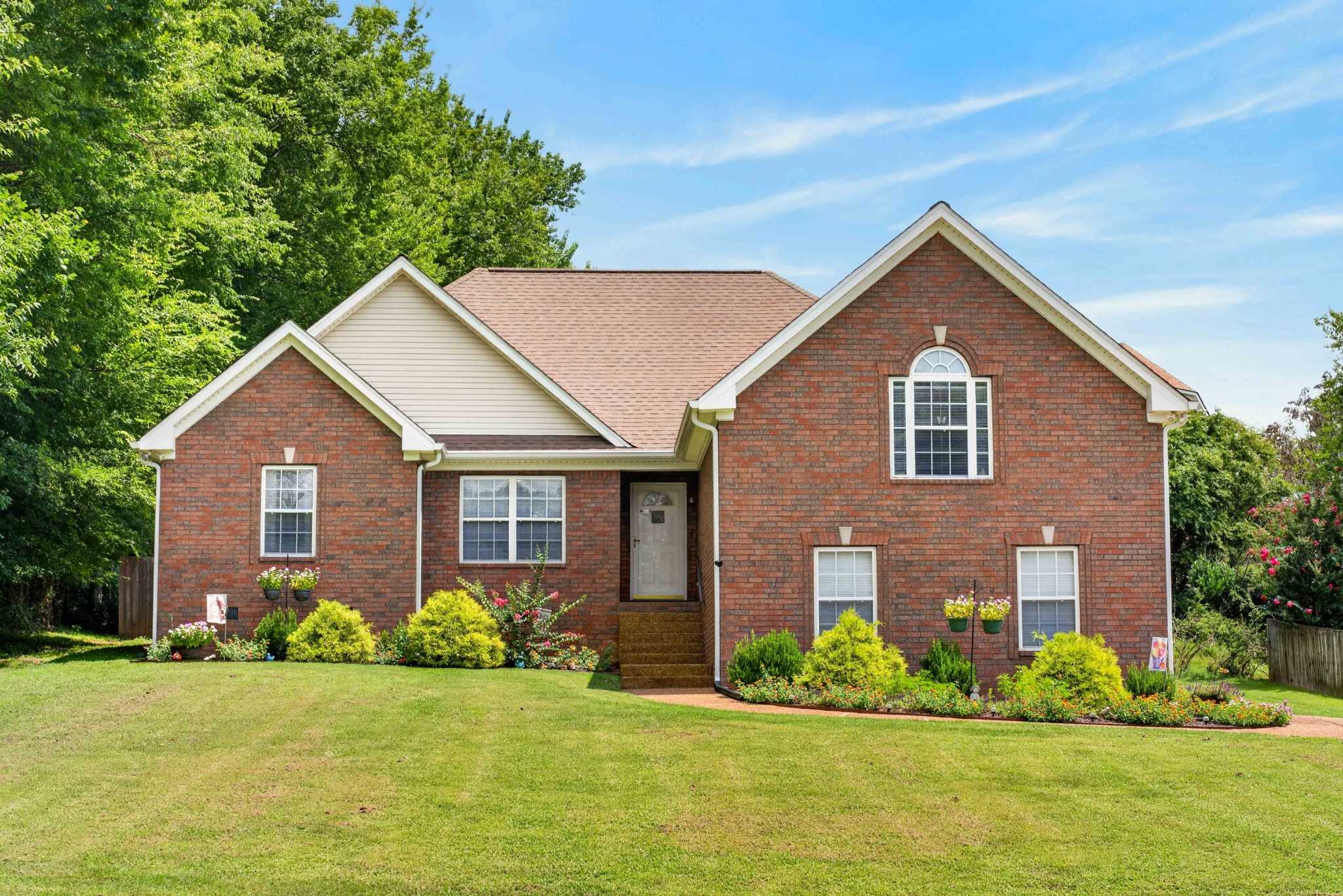 395 Bonita Parkway Hendersonville Tennessee United States, for Sale, residential, Demo Agent, InCom Real Estate - New Example Office