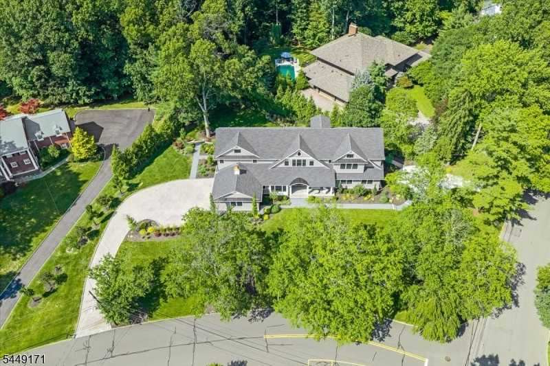 330 Hartshorn Dr Millburn Twp. New Jersey United States, for Sale, residential, Sandi Chung, Keller Williams Premier Properties