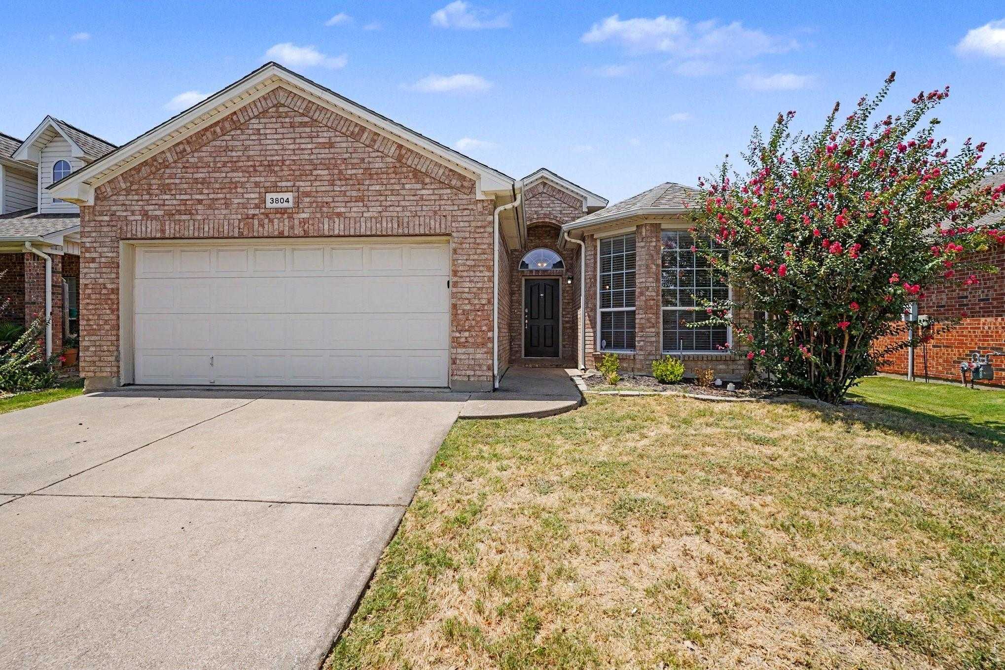3804 Wellsburg Way Fort Worth Texas United States, for Sale, residential, Rita Vera, Central Metro Realty LLC