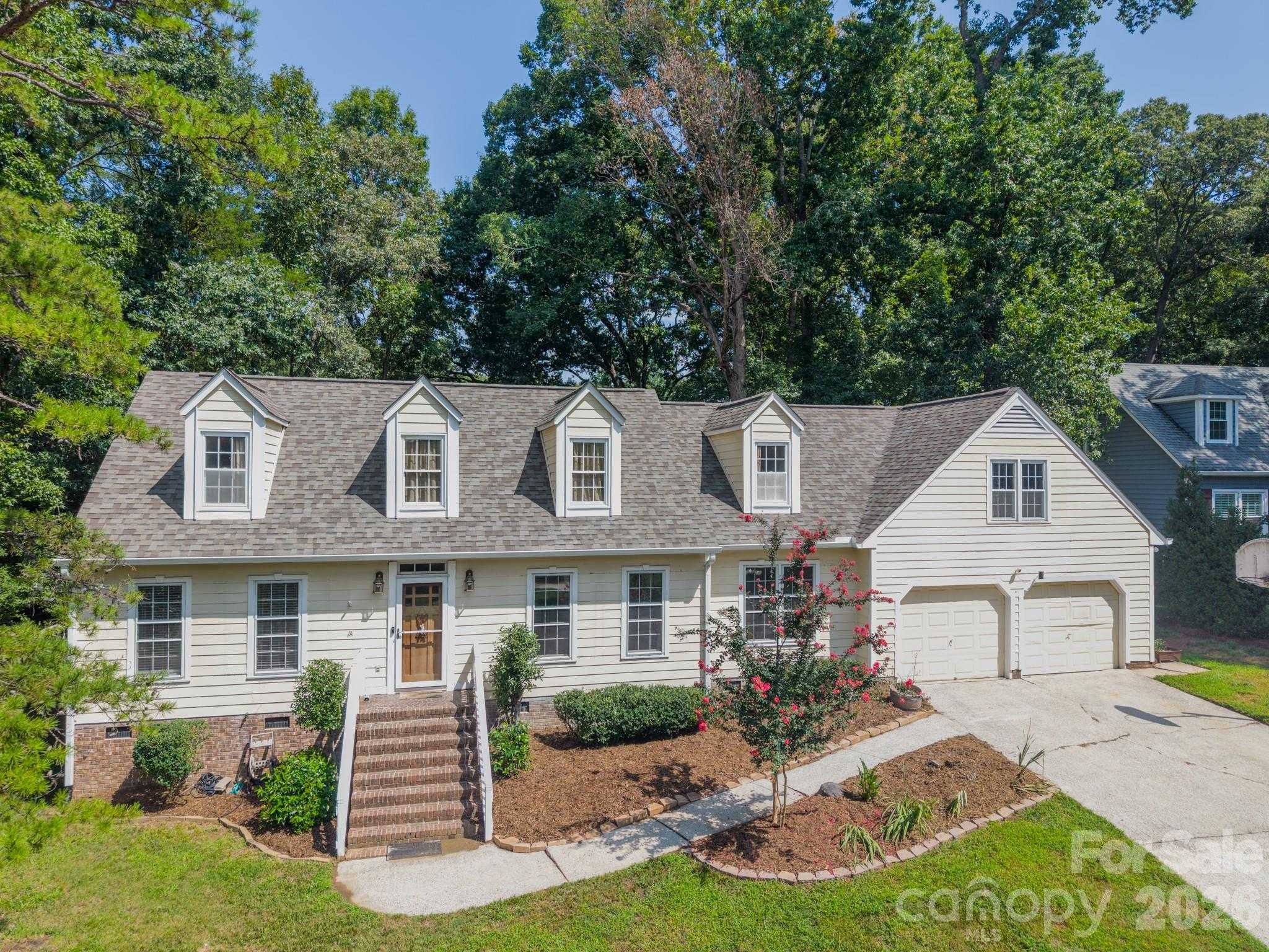 5815 Chapel Creek Court Charlotte North Carolina United States, for Sale, residential,  , Eesha Realty LLC