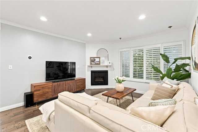 1827 Greenfield Avenue APT 105 Los Angeles California United States, for Sale, residential,  , Castle Rock Realty