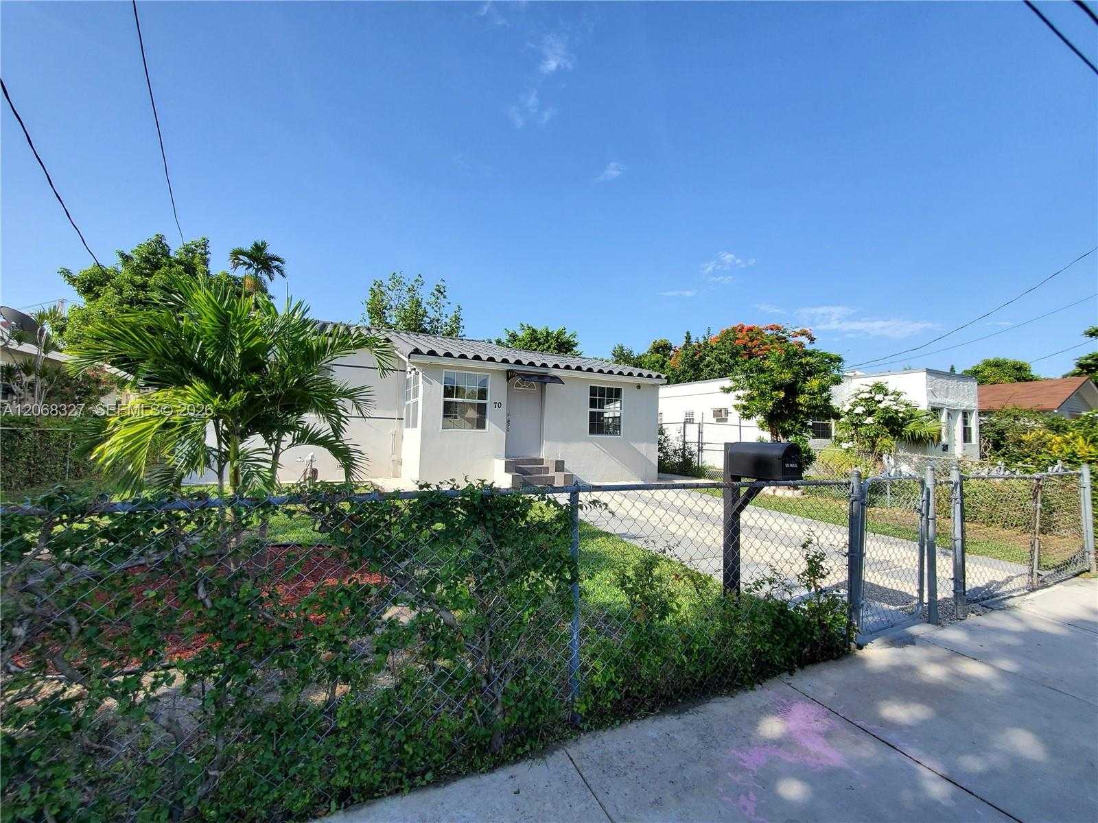 70 NW 33rd St Miami Florida United States, for Rent, residential, Sandra Benkahla, The 305 Agency