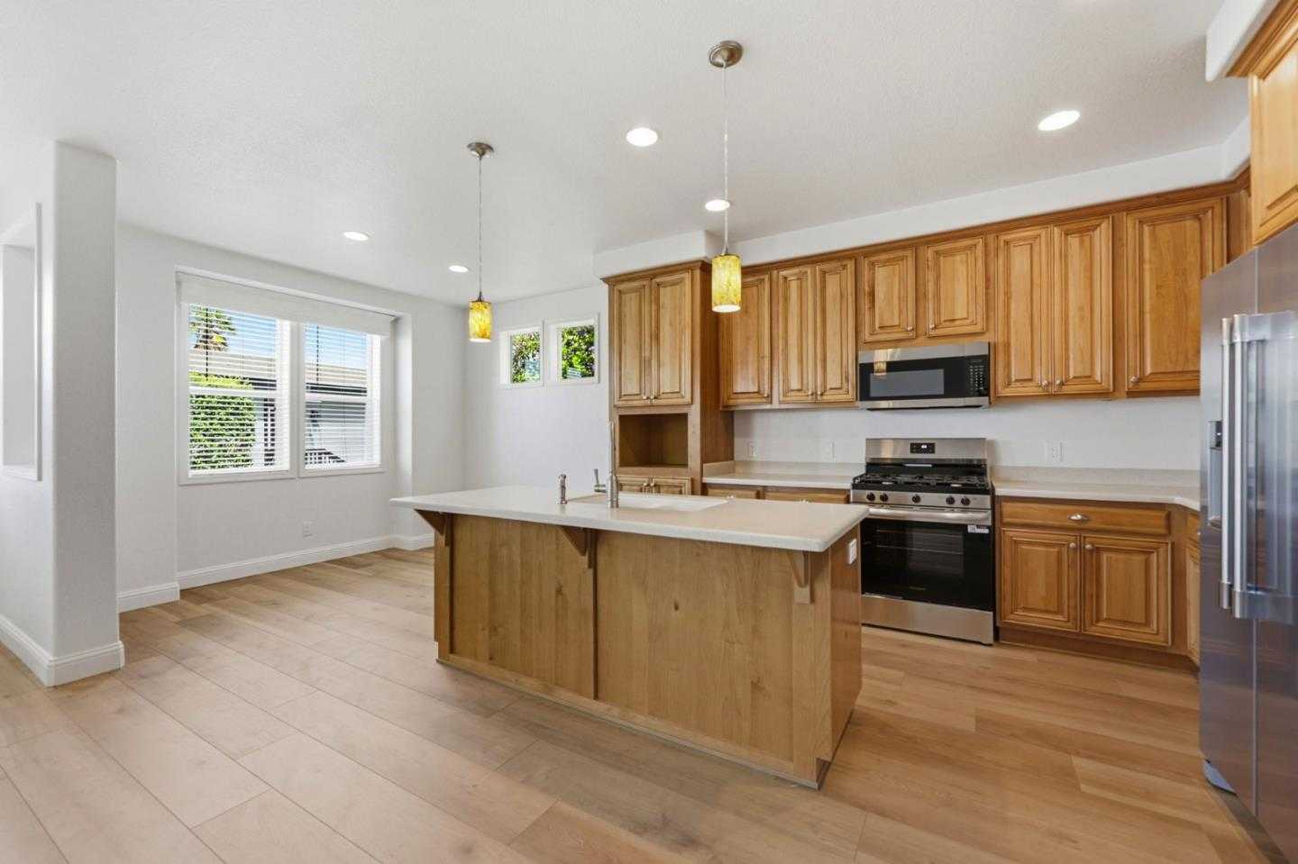 3263 Vineyard  APT 205 Pleasanton California United States, for Sale, residential, Dylan  Jones, Compass Realty 