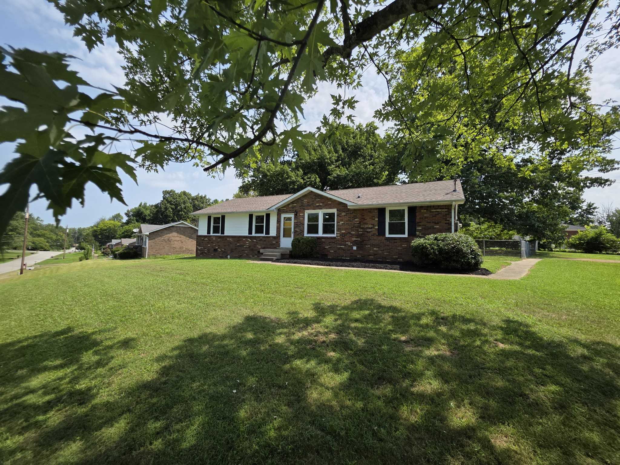 641 Cleveland Dr Clarksville Tennessee United States, for Sale, residential, Adam Hanes, LPT Realty