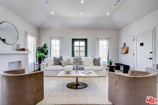 1801 S Sycamore Avenue Los Angeles California United States, for Sale, residential,  , InCom Real Estate - New Office