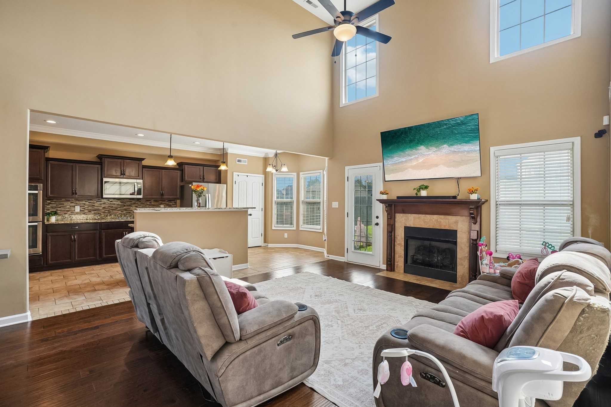 1249 Winterset Dr Clarksville Tennessee United States, for Sale, residential, Sandra Hester, Keystone Realty and Management