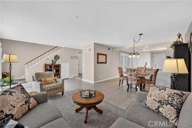 5037 E Almond Avenue APT 5 Orange California United States, for Sale, residential, Desiree Dickinson, Major League Properties