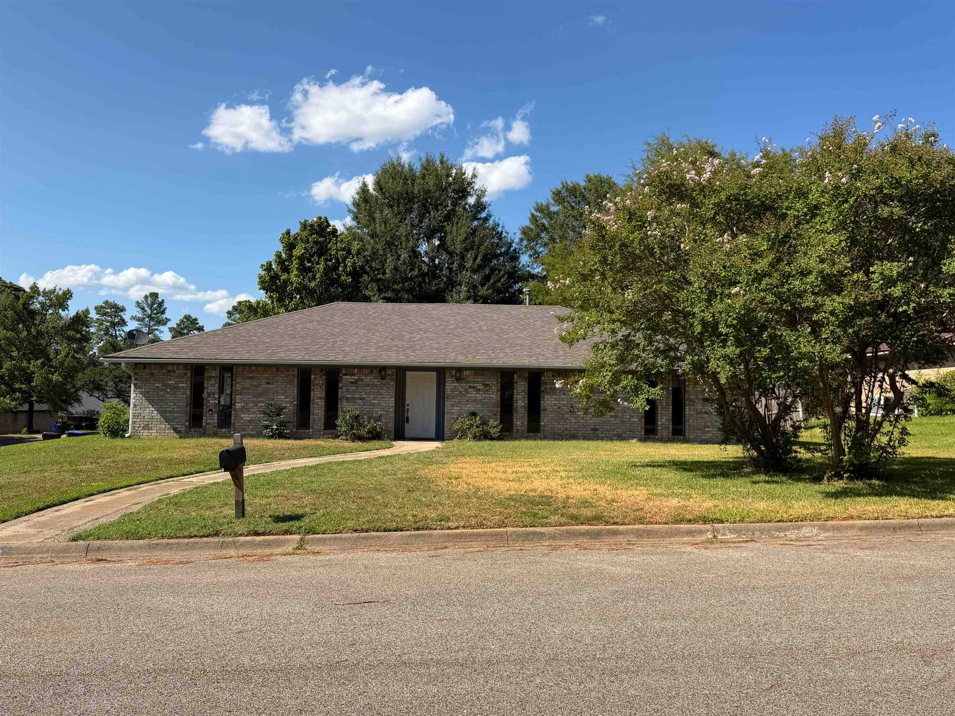 525 Hampshire St. Longview Texas United States, for Sale, residential,  , Drake Chapman Real Estate, Brokerage