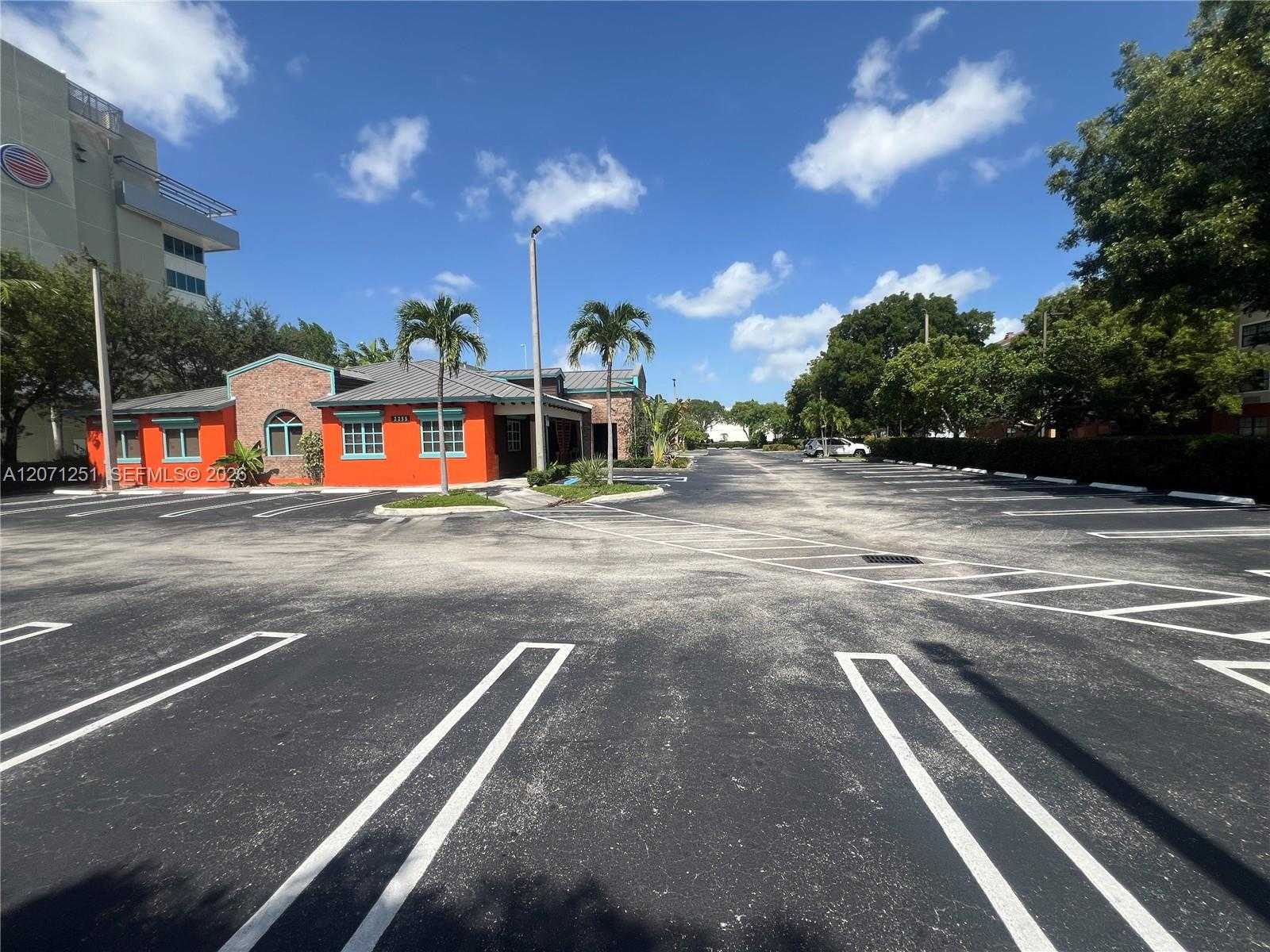 2255 NW 87th Ave Doral Florida United States, for Lease, commercial, Roberto Villasmil, Interinvestments Realty, Inc.