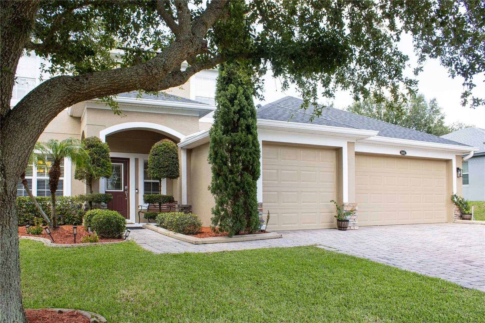 1112 GLENRAVEN LANE Clermont Florida United States, for Sale, residential, Zaira Mejia, Spaces & Styles Group