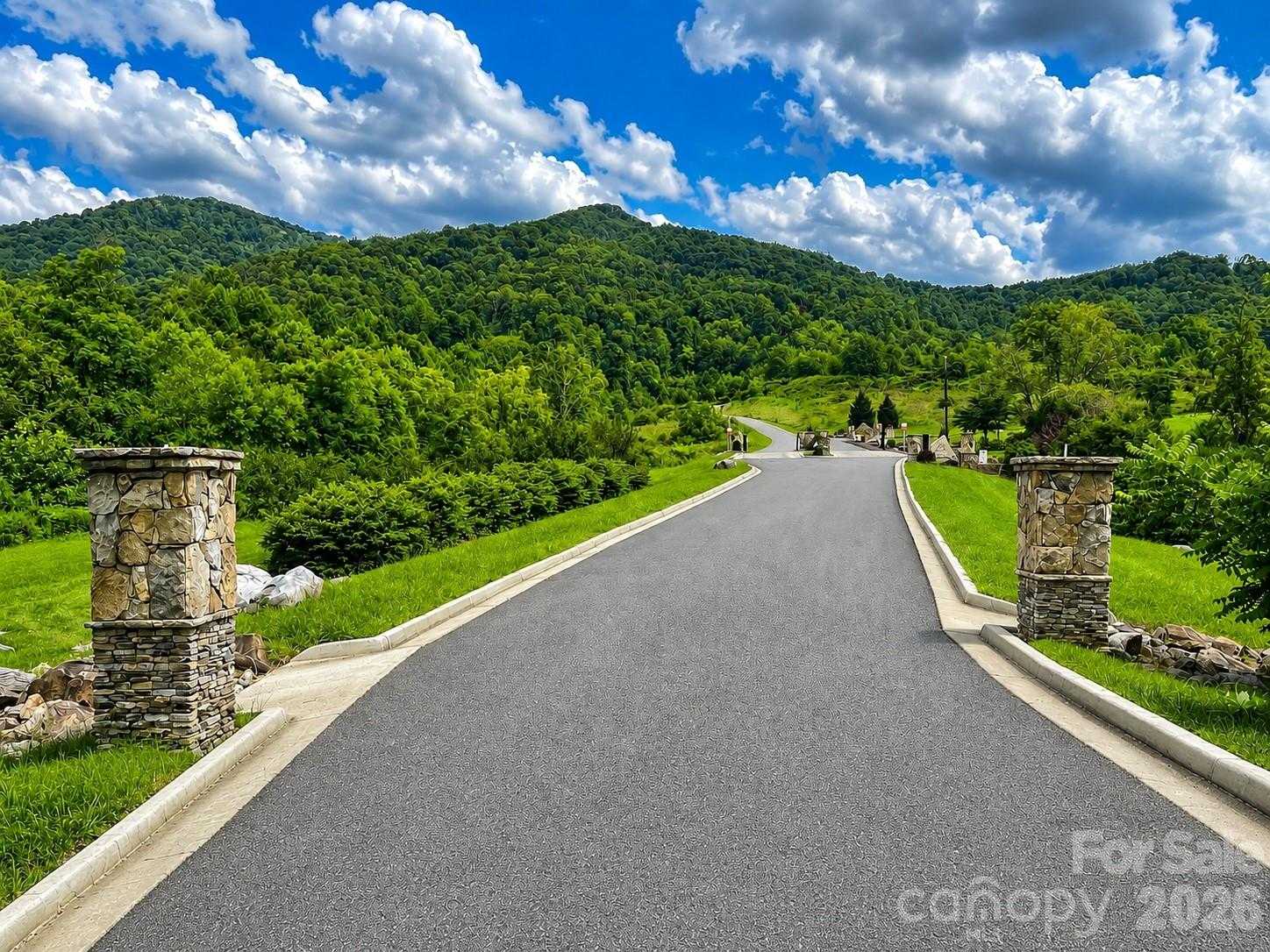 Summit Drive Canton North Carolina United States, for Sale, commercial, Jaci Reynolds, RE/MAX Executive