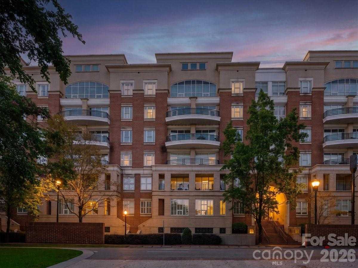 400 Church Street APT 215 Charlotte North Carolina United States, for Sale, residential, Kristen Haynes, New Home Buyers Brokers / Realty Pros