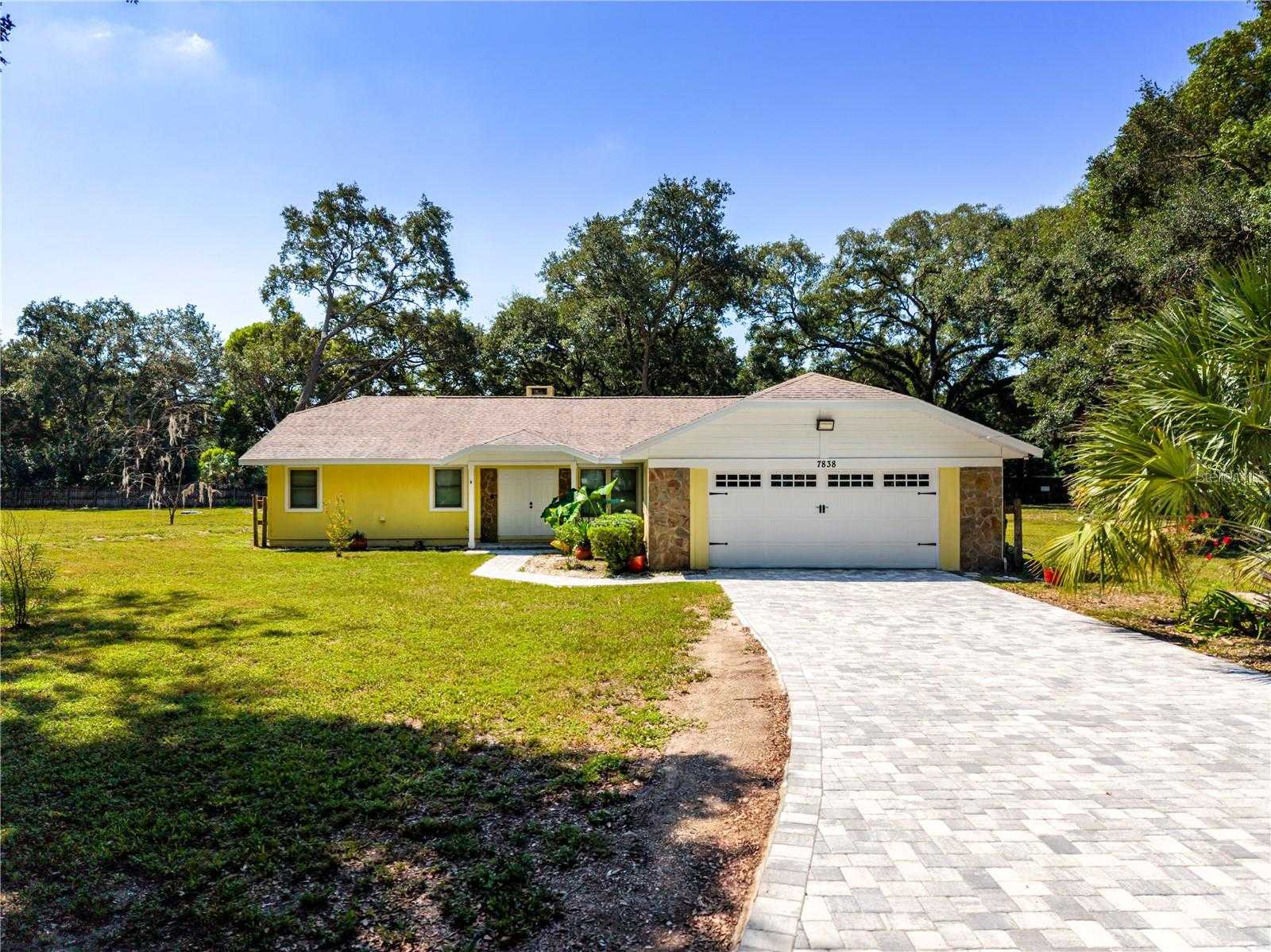 7838 SLOEWOOD DRIVE Mount Dora Florida United States, for Sale, residential,  , The Mount Dora Group 