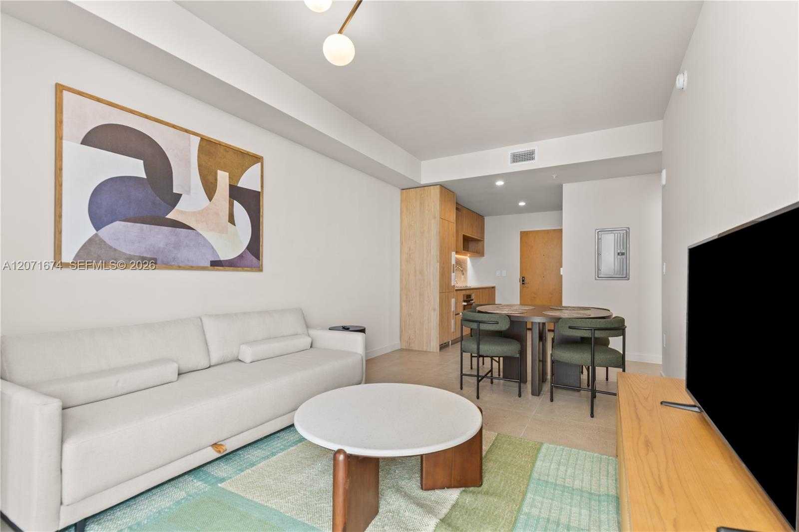 11 11 NE 6 ST  APT 3213 Miami Florida United States, for Sale, residential,  , INCOM OFFICE EXAMPLE