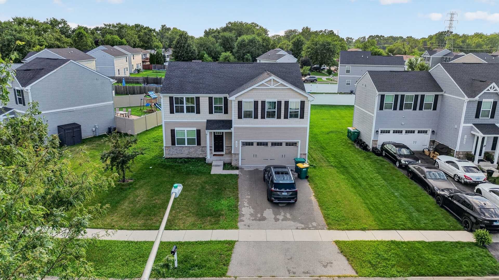 1905 Carriage Lane Joliet Illinois United States, for Sale, residential,  , Alpha 7 Realty