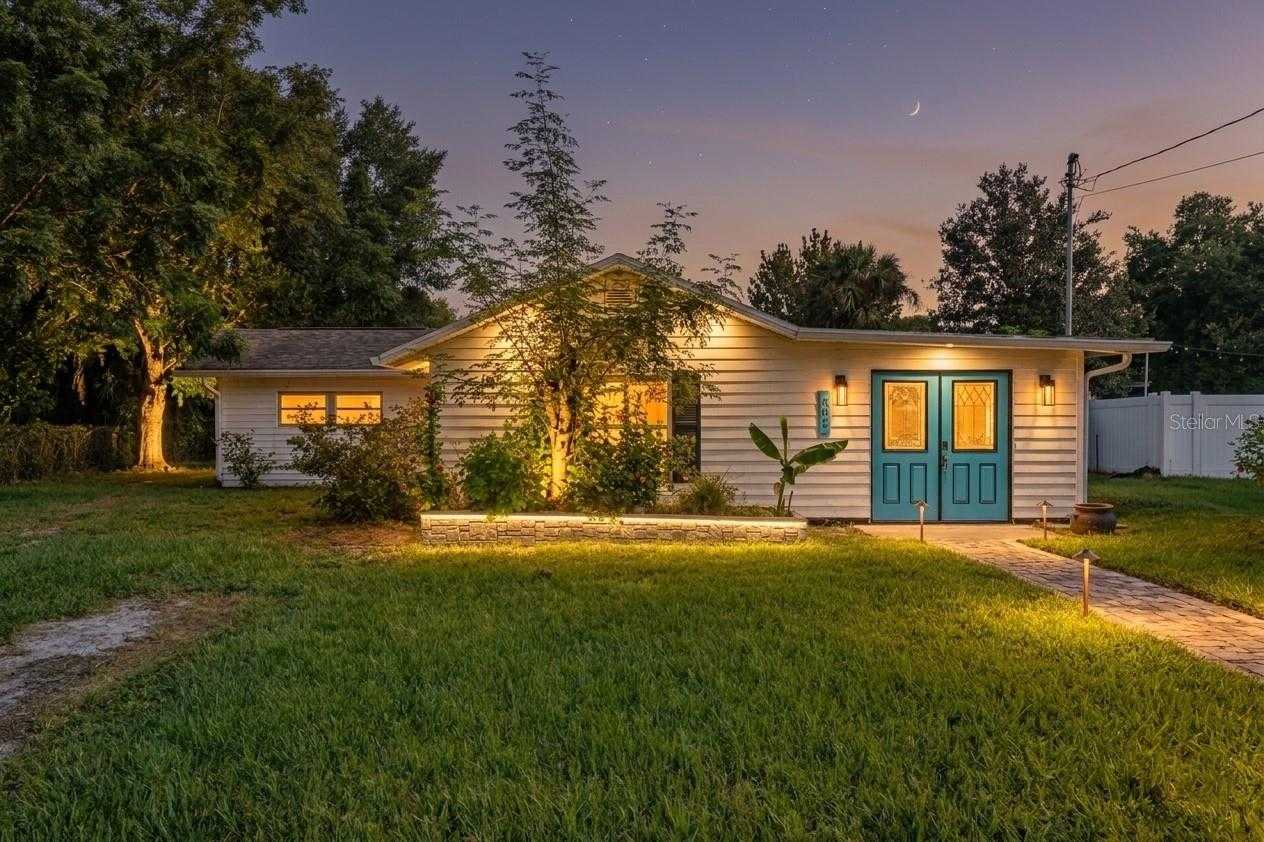 809 GRANDVIEW AVENUE Altamonte Springs Florida United States, for Sale, residential, Zaira Mejia, Spaces & Styles Group