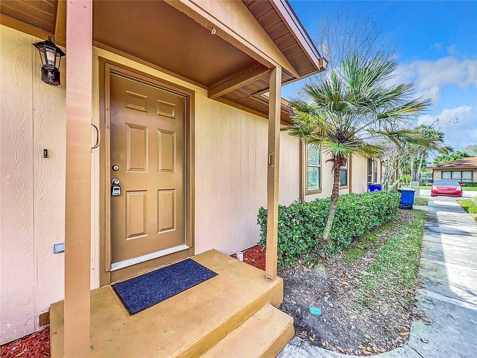 300 ERON WAY APT 1 Winter Garden Florida United States, for Sale, residential, Zaira Mejia, Spaces & Styles Group
