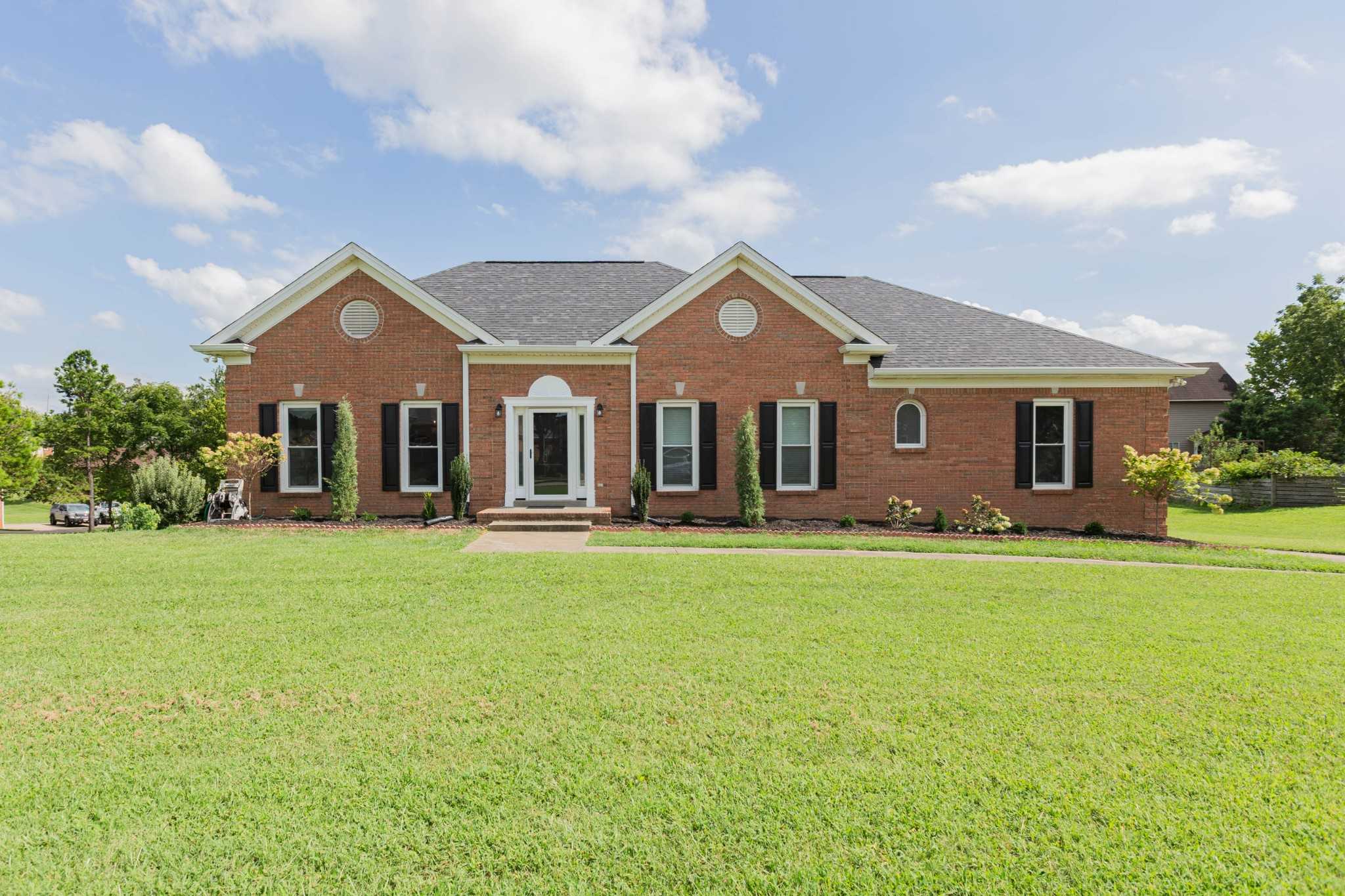 654 Potomac Dr Clarksville Tennessee United States, for Sale, residential, Adam Hanes, LPT Realty