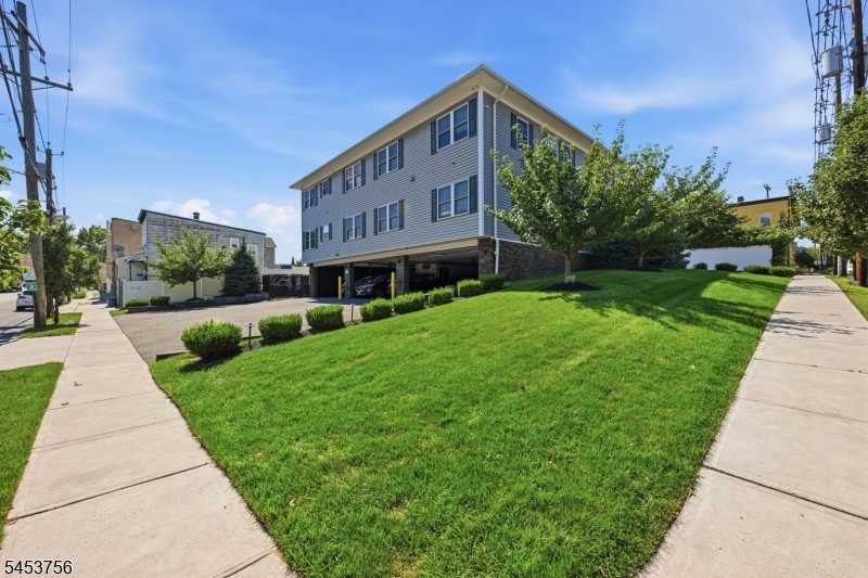 55 Watchung Ave  APT 4 Belleville Twp. New Jersey United States, for Rent, residential, Jill Savva, Century 21 Cedarcrest Realty