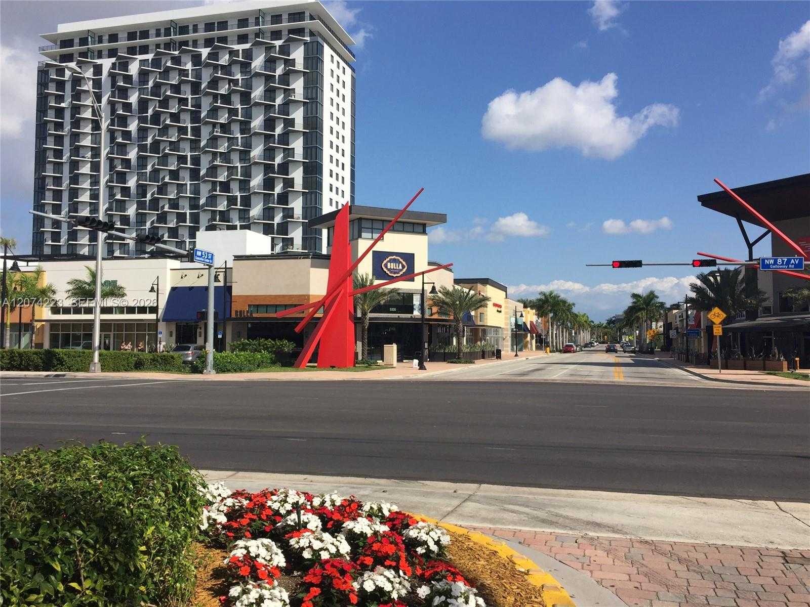 5300 Paseo Blvd  APT 410 Doral Florida United States, for Sale, residential, Roberto Villasmil, Interinvestments Realty, Inc.