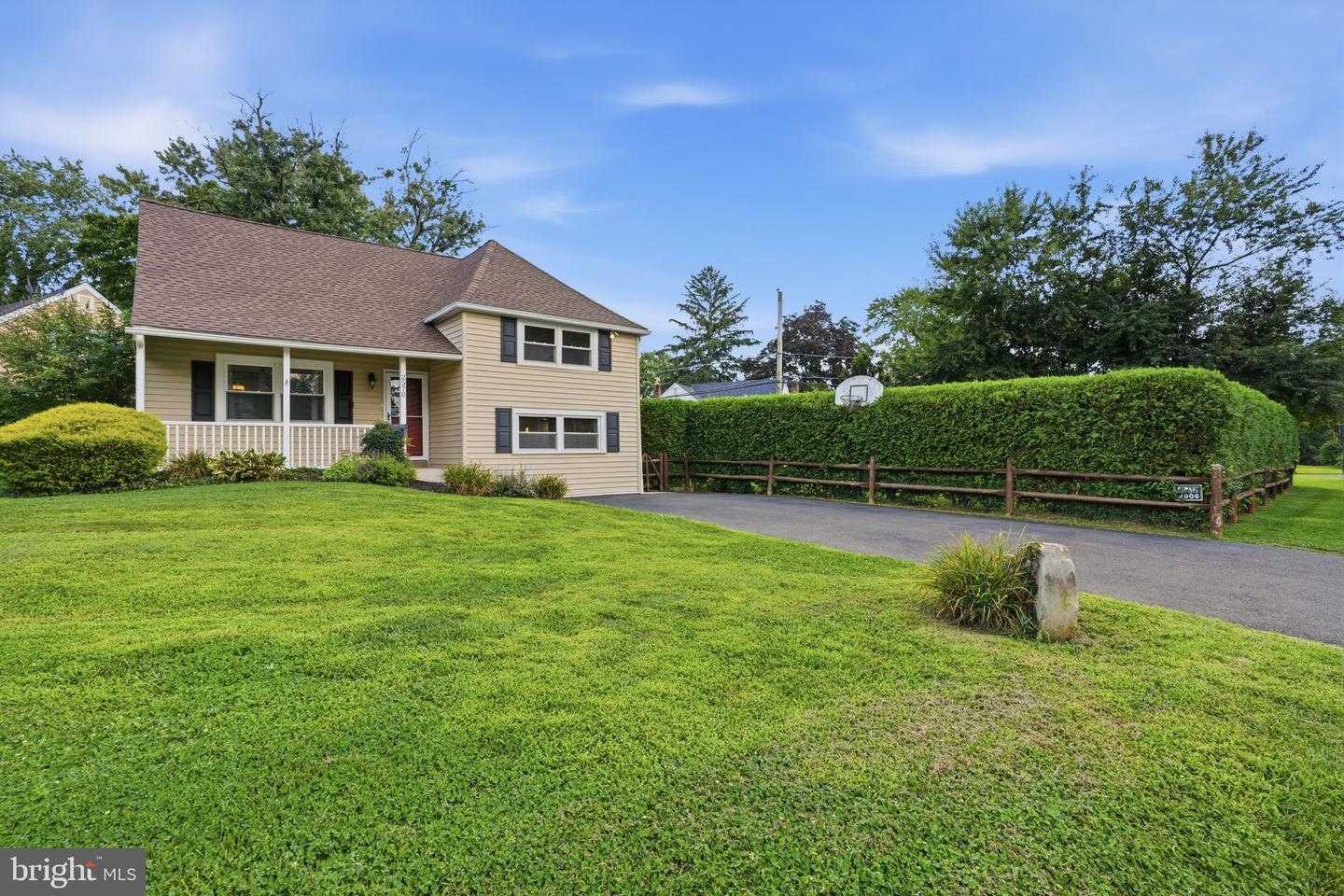 2570 ROSEWOOD AVENUE Abington Pennsylvania United States, Sale Pending, residential, , Market Force Realty