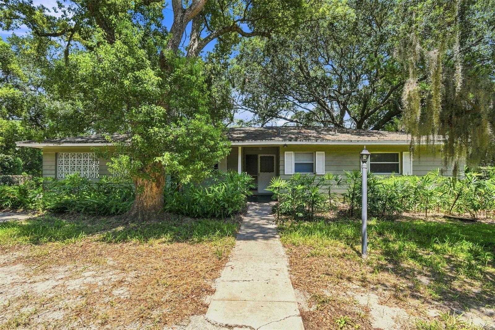 100 PINE CIRCLE DRIVE Lake Mary Florida United States, for Sale, residential,  , Realty World Preferred