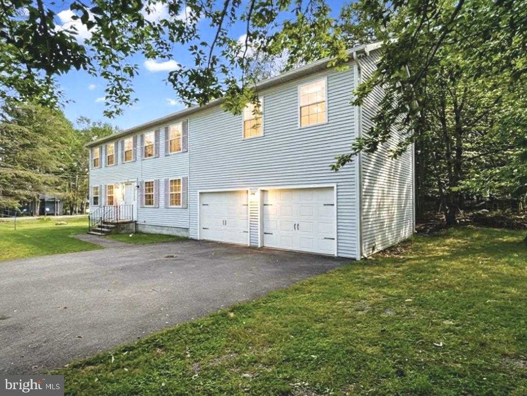 1226 COUNTRY PLACE DRIVE Tobyhanna Pennsylvania United States, for Sale, residential, Bruno Tarquinii, Fairfax Realty Premier