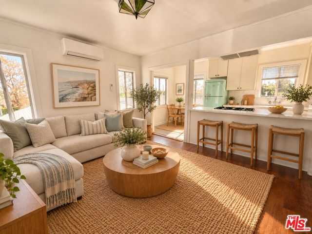3883 S Gramercy Place Los Angeles California United States, for Rent, residential,  , Castle Rock Realty