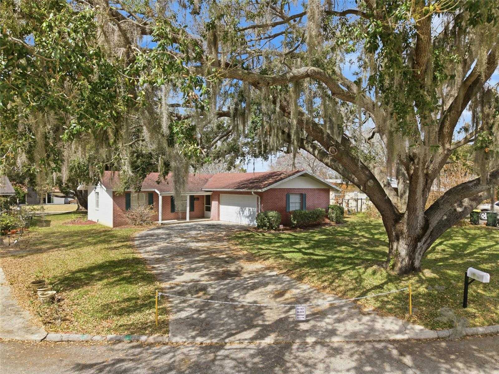 530 MAR NAN MAR PLACE Clermont Florida United States, for Sale, residential, Zaira Mejia, Spaces & Styles Group
