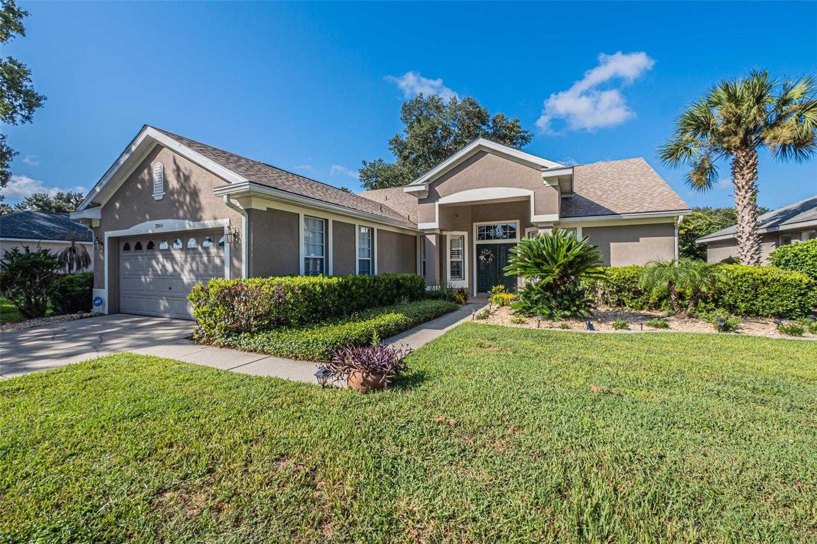 7004 PINE HOLLOW DRIVE Mount Dora Florida United States, for Sale, residential, , Spouses With Houses Realty