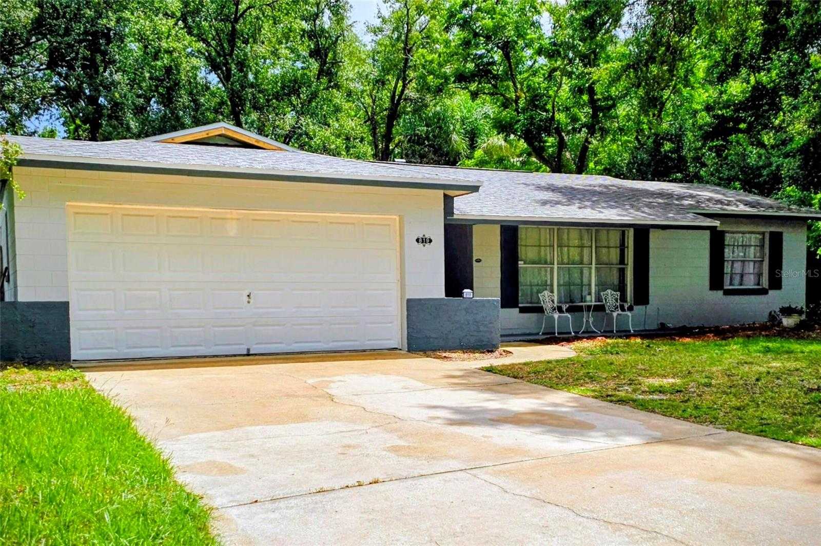819 WALNUT PLACE Altamonte Springs Florida United States, for Sale, residential, Zaira Mejia, Spaces & Styles Group