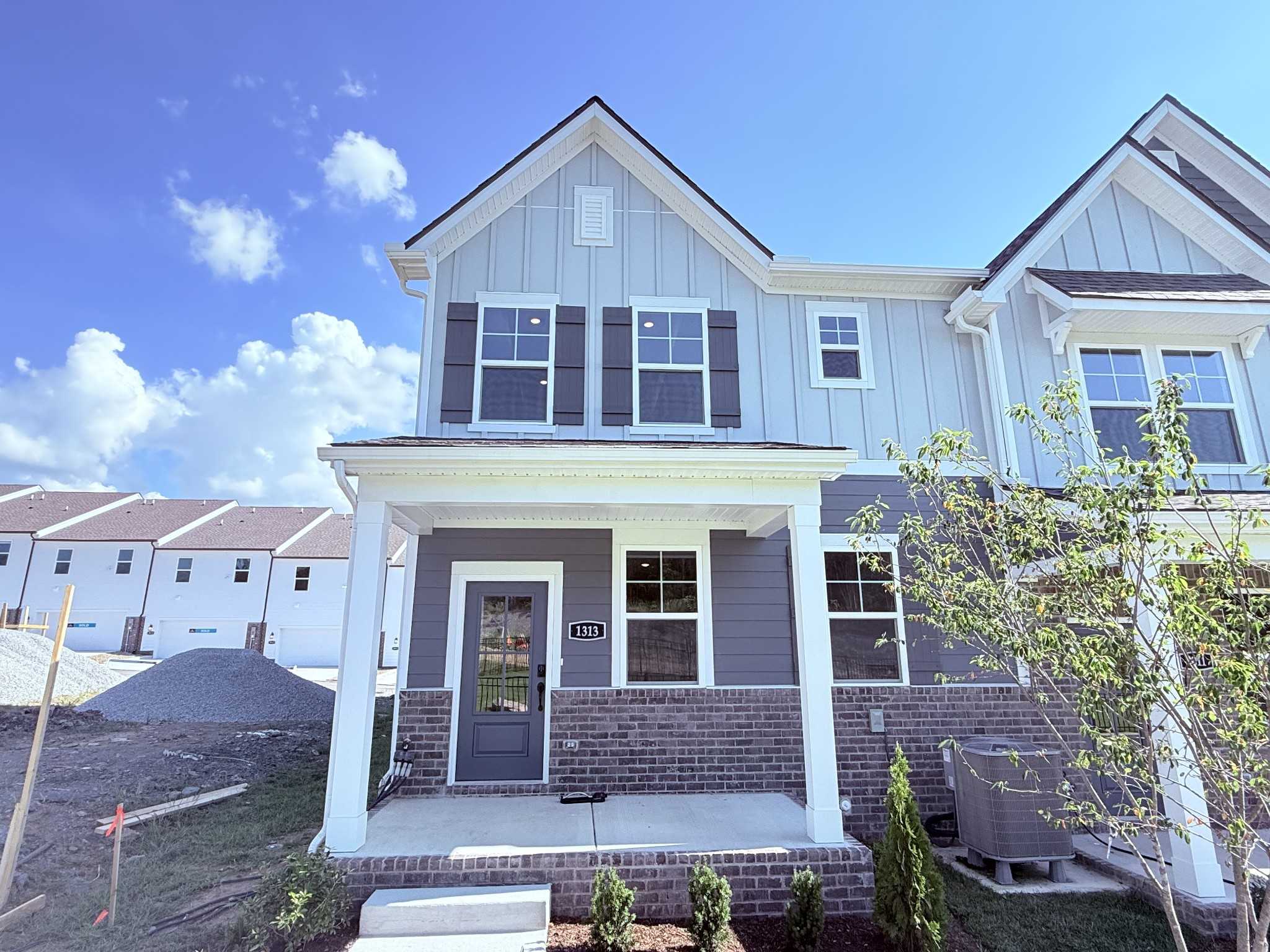 1313 Stubblefield Aly Nashville Tennessee United States, for Sale, residential,  , ARROW REALTY