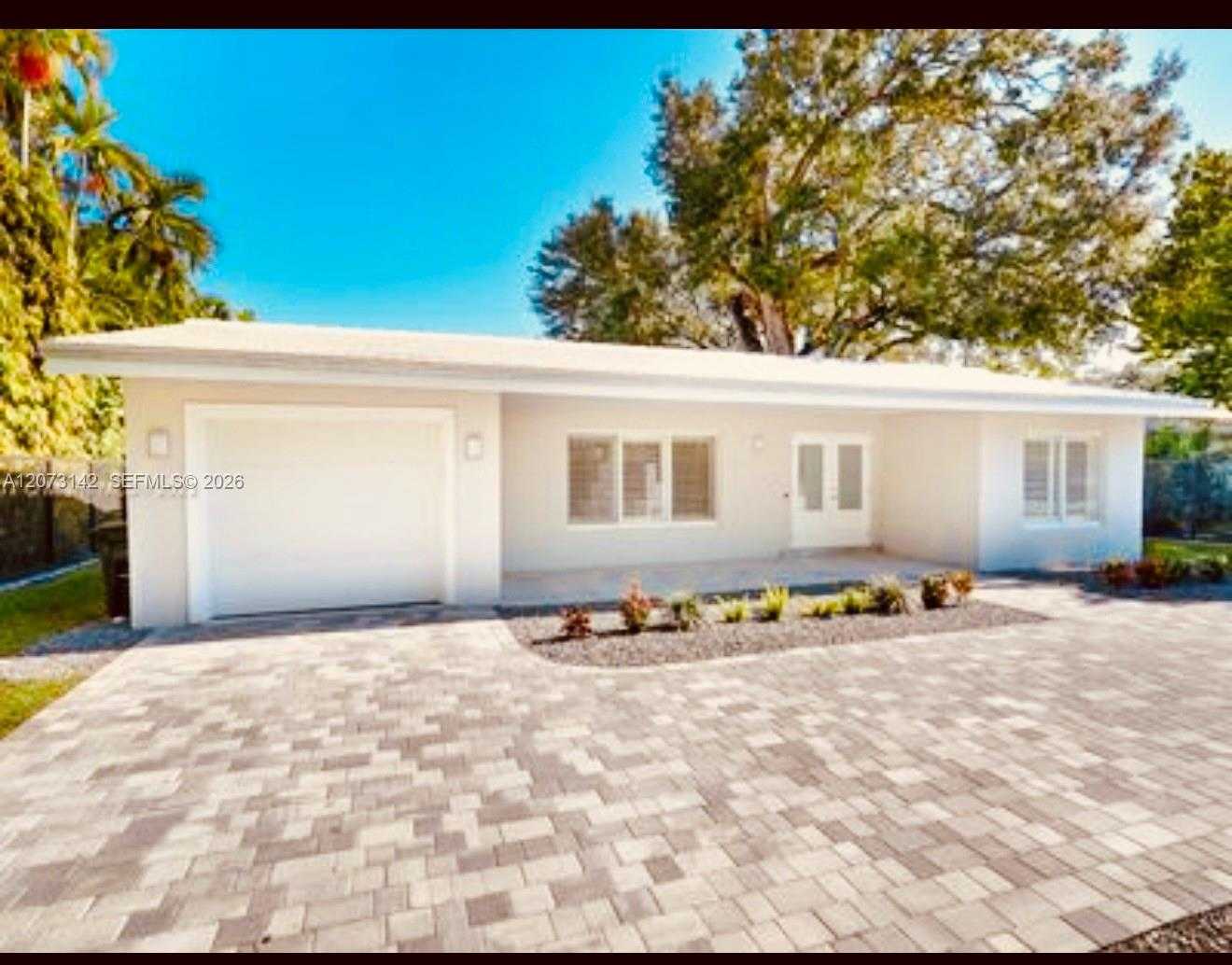932 Bird Rd Coral Gables Florida United States, for Sale, residential,  , Tejeda Real Estate Inc. 