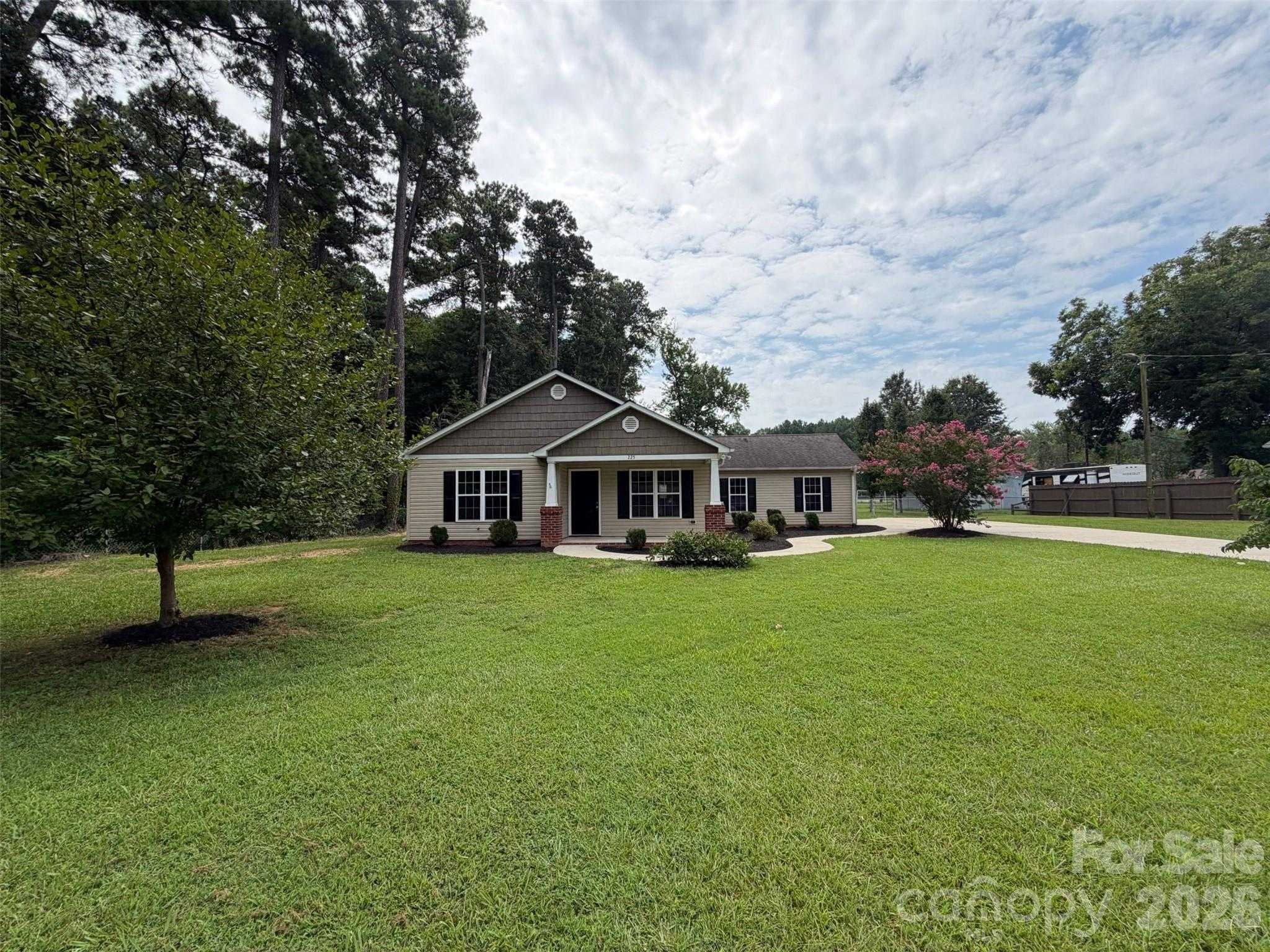 225 Vineyard Drive Salisbury North Carolina United States, for Sale, residential, David Garofalo, Carolina4Sale Realty LLC