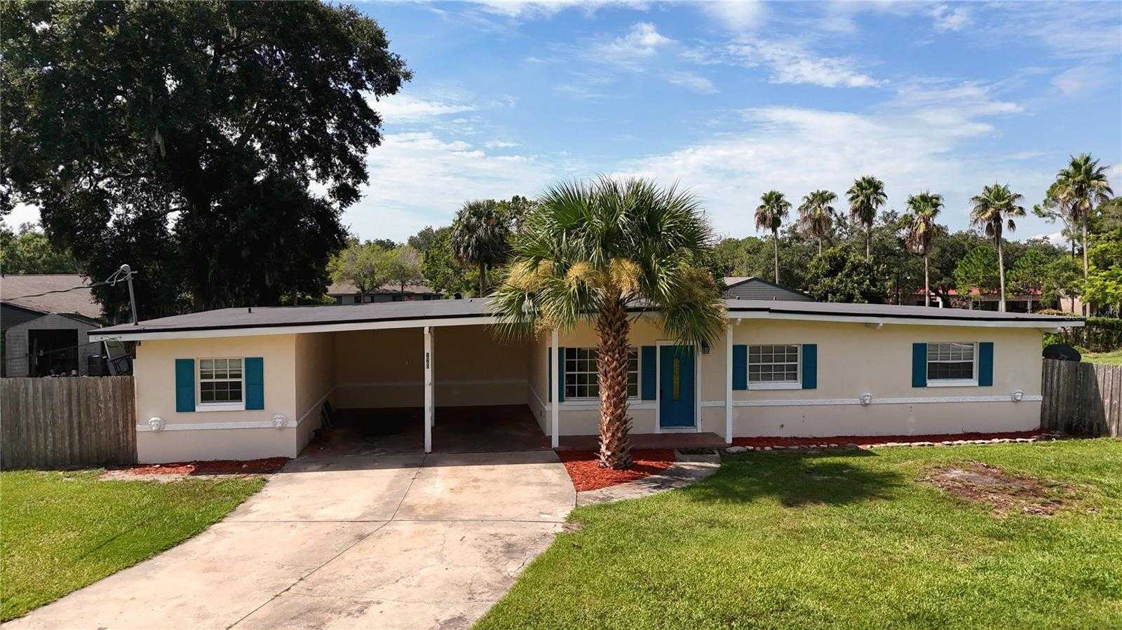 120 KAY LANE Altamonte Springs Florida United States, for Sale, residential, Zaira Mejia, Spaces & Styles Group