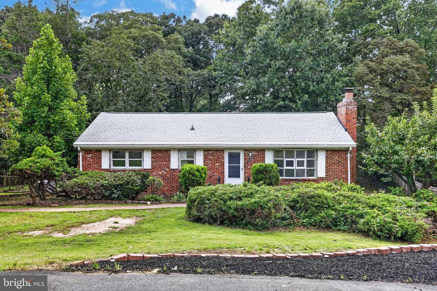 6104 SAINT JOHN DRIVE Alexandria Virginia United States, for Rent, residential,  , The Holly Group