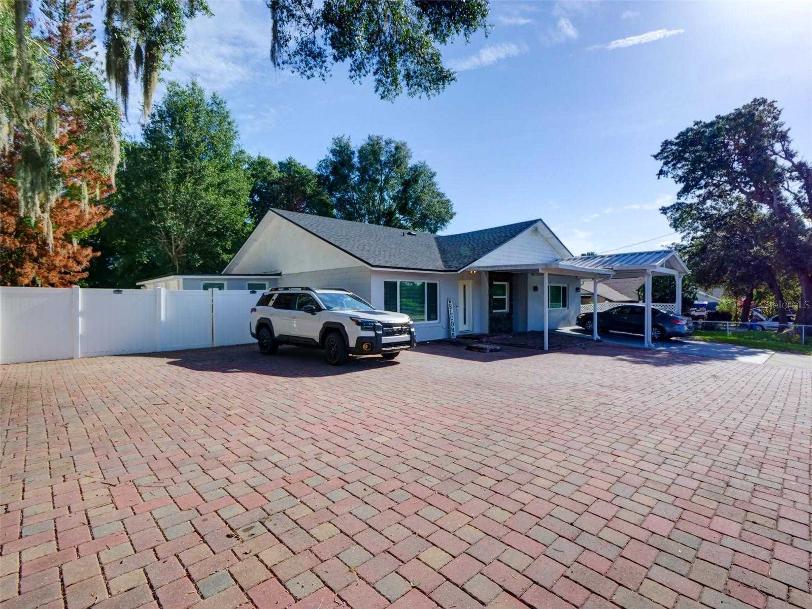 1915 E LAKE DRIVE Casselberry Florida United States, for Sale, residential, Demo Agent, InCom Real Estate - New Demo Office