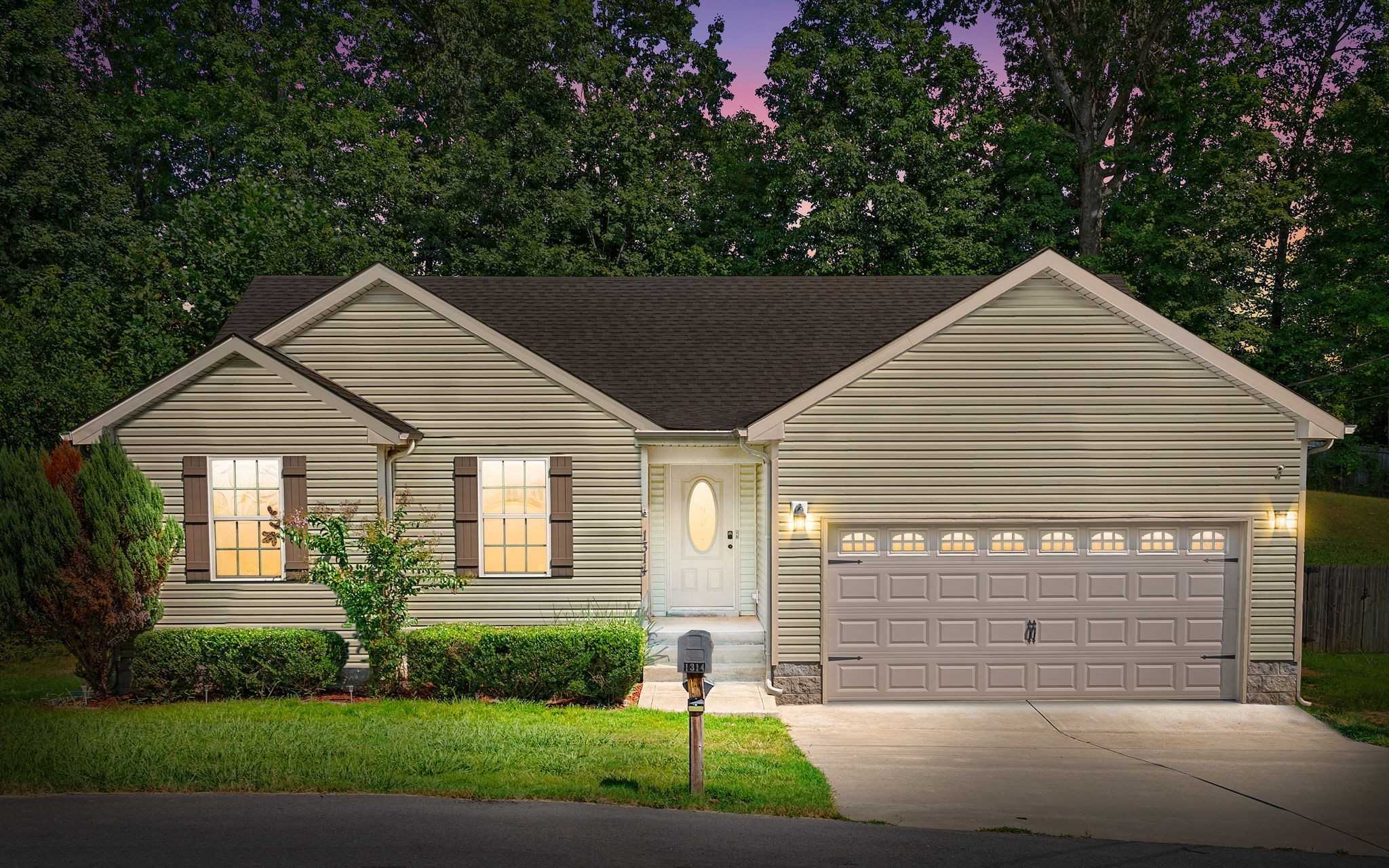 1314 Hand Dr Clarksville Tennessee United States, for Rent, residential, Rebekah  Sprabary, Sweet Home Realty & Property Management