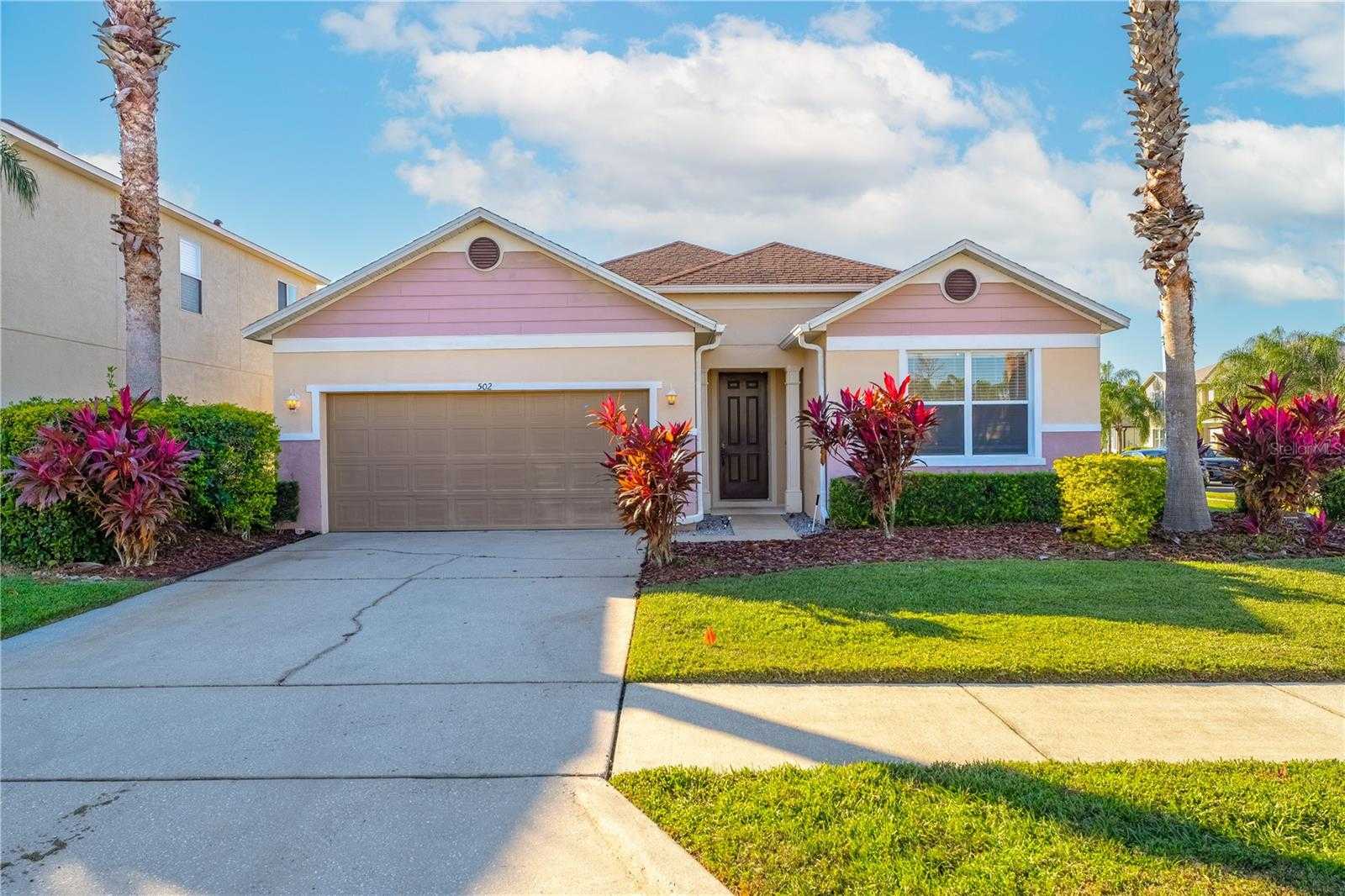 502 FIRST CAPE CORAL DR Winter Garden Florida United States, for Sale, residential, Zaira Mejia, Spaces & Styles Group