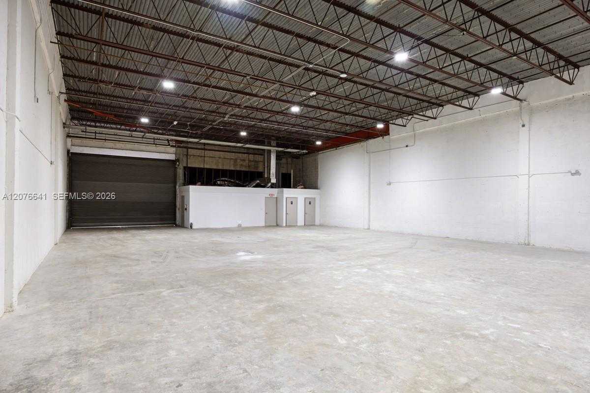 7819 NW 7819 NW 15th St  APT 14-7819 Doral Florida United States, for Lease, commercial, Roberto Villasmil, Interinvestments Realty, Inc.