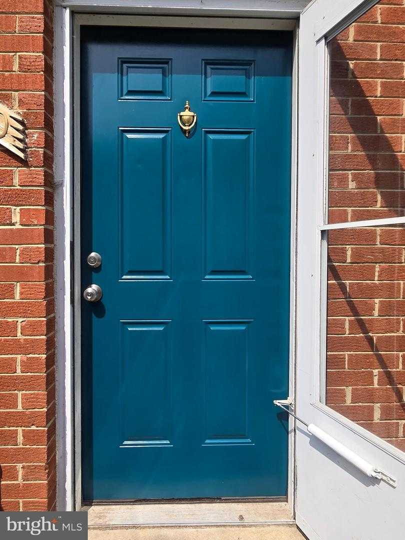 9640 HAGEL CIRCLE APT 28/D Lorton Virginia United States, for Sale, residential,  , The Holly Group