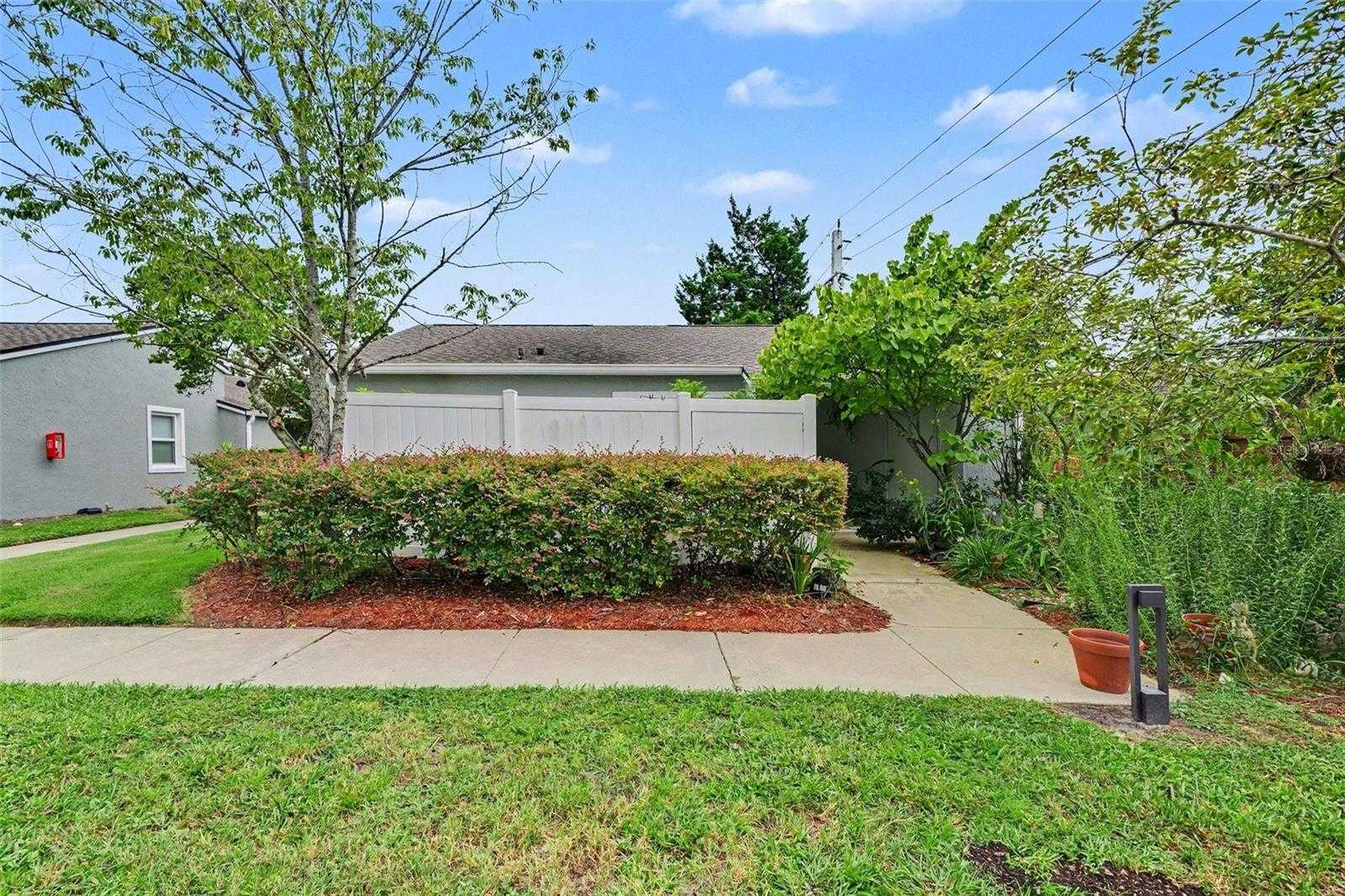 102 DORCHESTER SQUARE Lake Mary Florida United States, for Sale, residential,  , Realty World Preferred