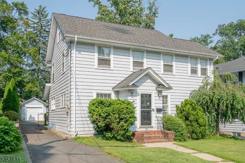 23 BAILEY ROAD Millburn Twp. New Jersey United States, for Rent, residential, Sandi Chung, Keller Williams Premier Properties