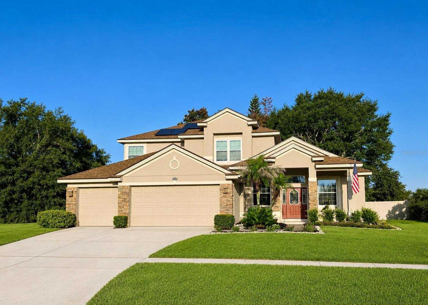 1423 LAKEMIST LANE Clermont Florida United States, for Sale, residential, Zaira Mejia, Spaces & Styles Group