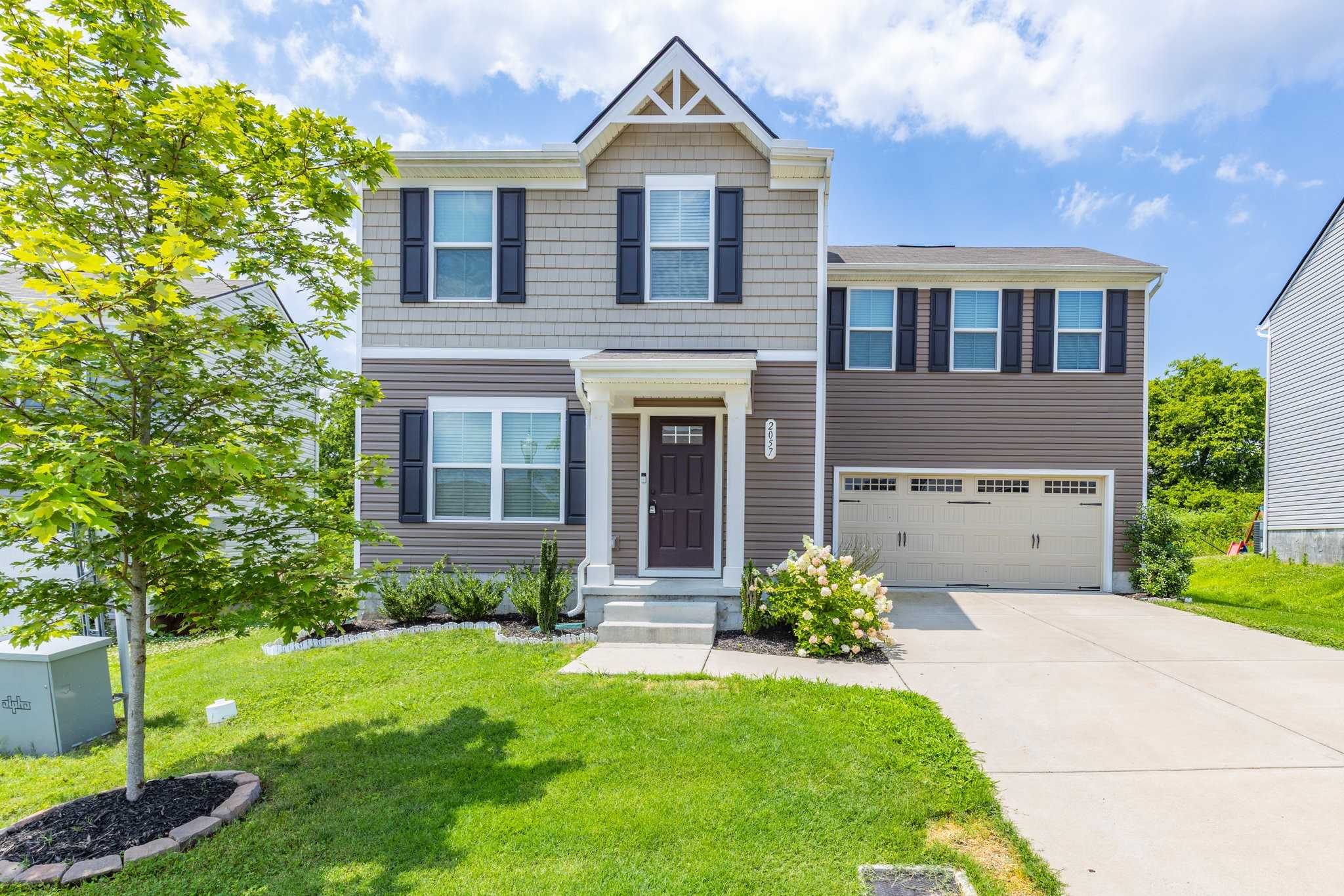 2057 Westchester Dr Nashville Tennessee United States, for Sale, residential, Amy Kempf, Reliant Realty ERA Powered