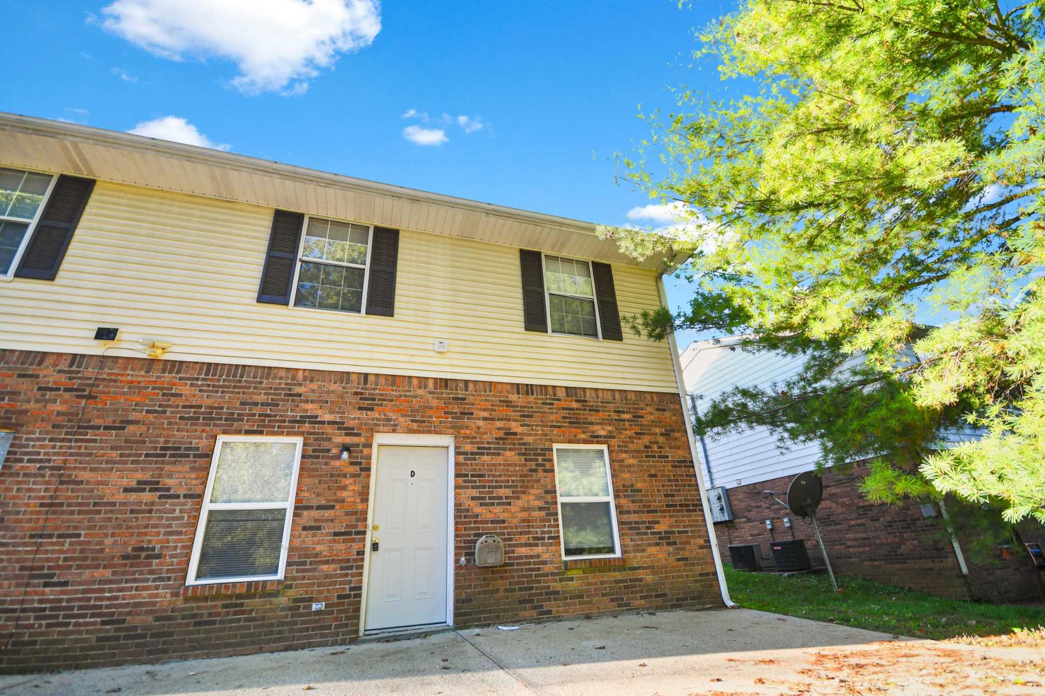 701 Peachers Drive  APT D Clarksville Tennessee United States, for Rent, residential, Rebekah  Sprabary, Sweet Home Realty & Property Management