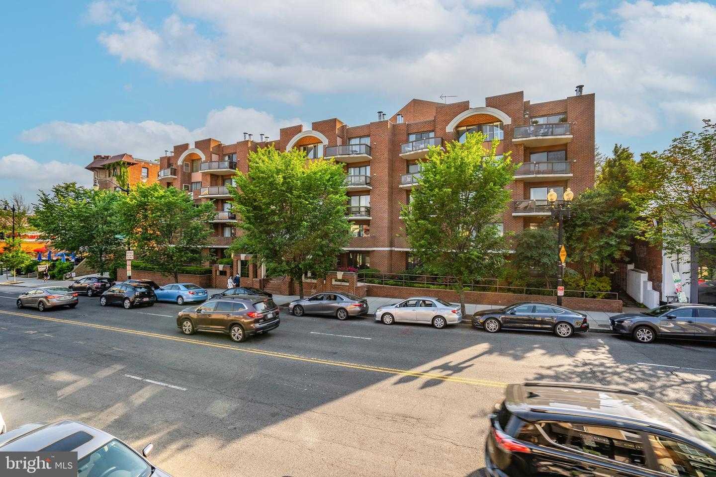 2320 WISCONSIN AVENUE APT 213 Washington District Of Columbia United States, for Sale, residential, Edward Giles, Georgetown Realty Group