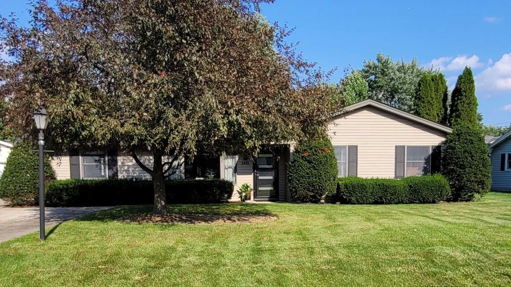 2412 Westline Drive Joliet Illinois United States, for Sale, residential,  , Alpha 7 Realty