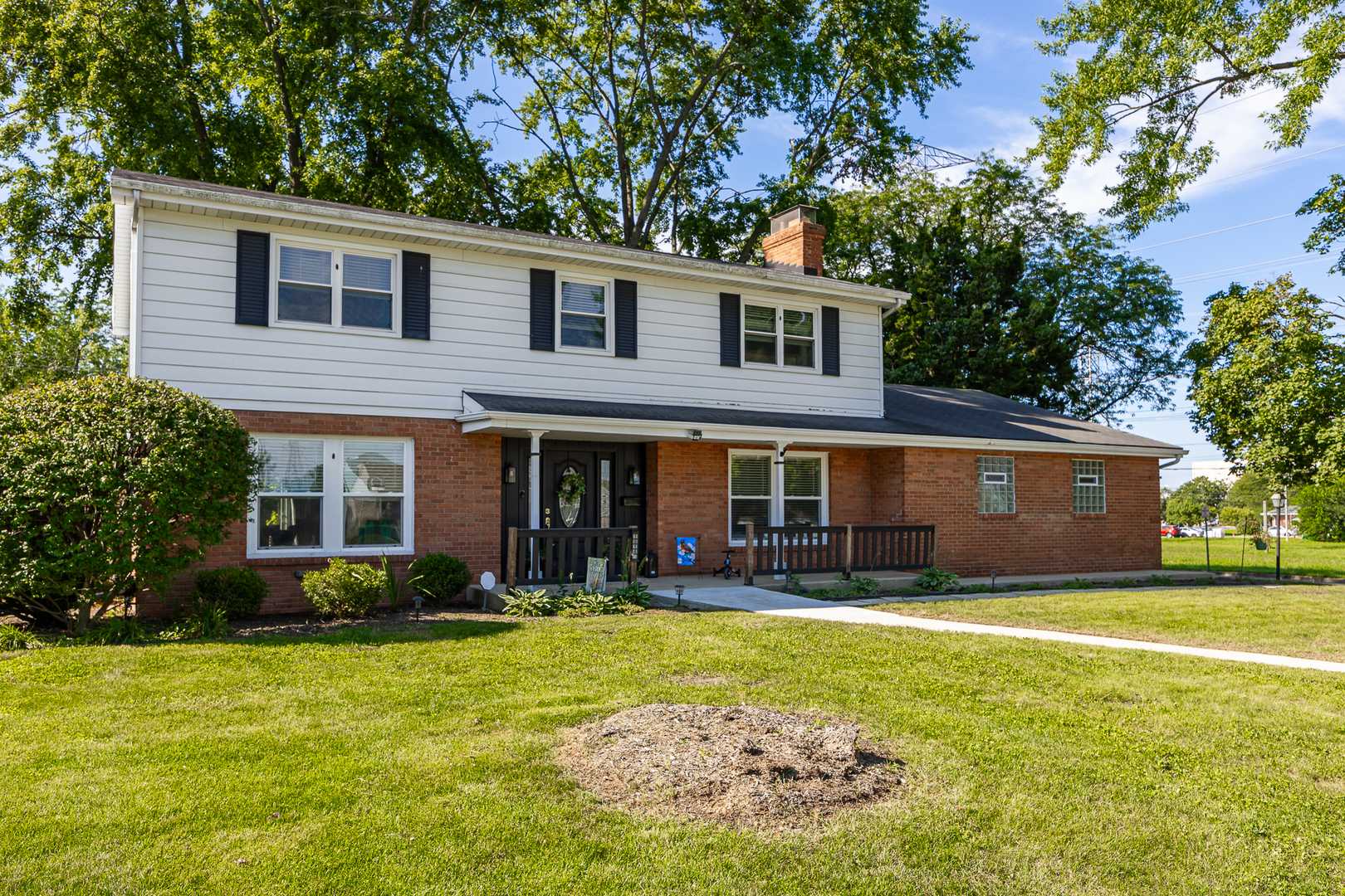 1914 West Acres Road Joliet Illinois United States, for Sale, residential,  , Alpha 7 Realty